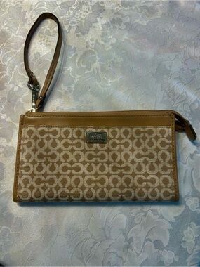 Coach Tan wallet